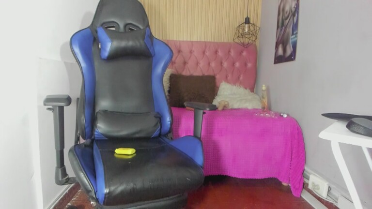 CandelaFox's Streamate show and profile