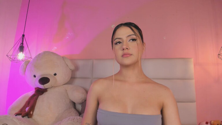 AdelleGrey's Streamate show and profile