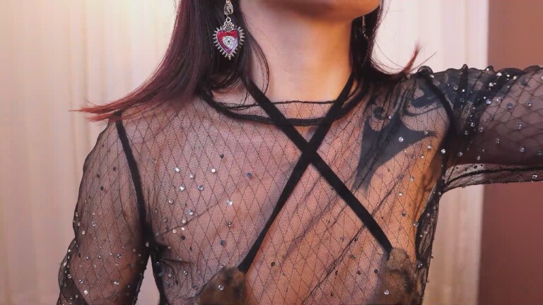 ZaraMiiuw's Streamate show and profile