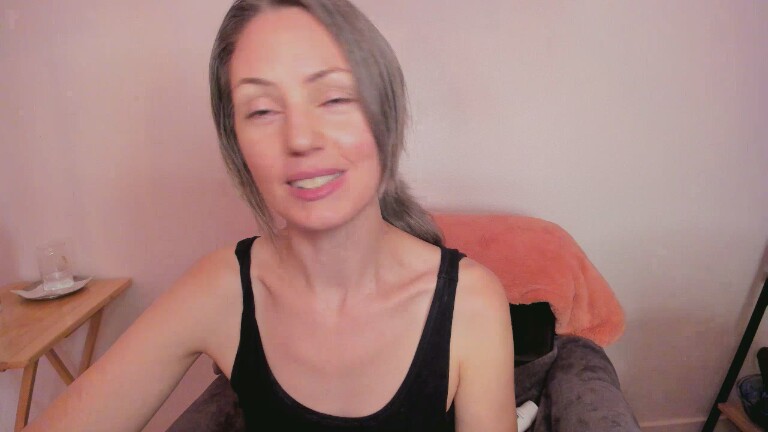 SarahShevon's Streamate show and profile