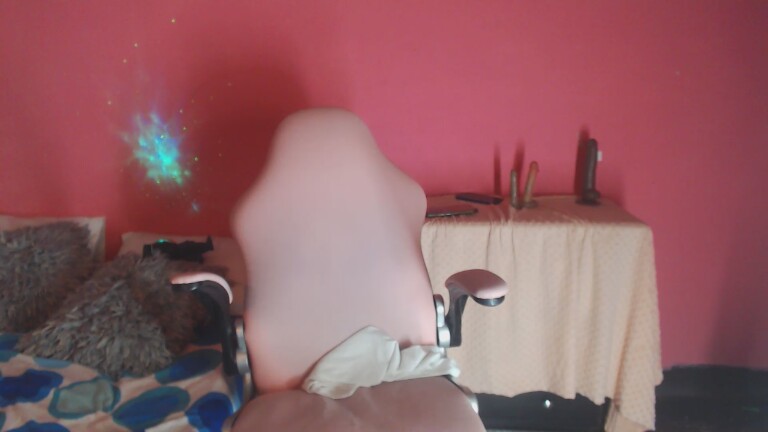 Ivy_Roo's Streamate show and profile