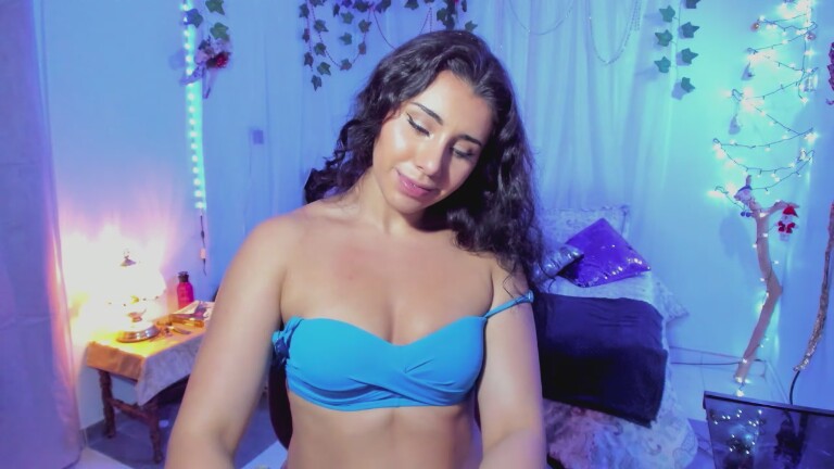 YennettSphinx's Streamate show and profile