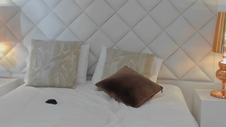 Sussan_White's Streamate show and profile