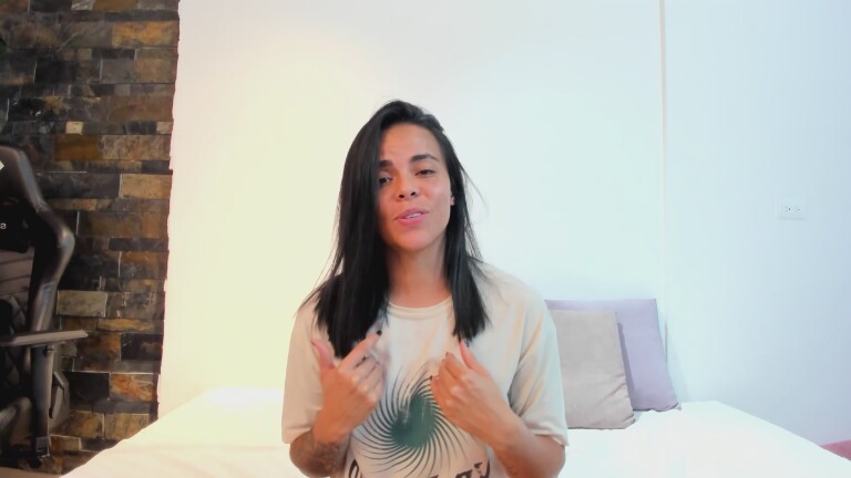 marie_curiee's Streamate show and profile