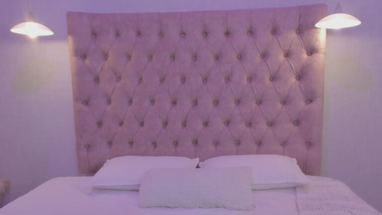 Alicia_Evans's Streamate show and profile