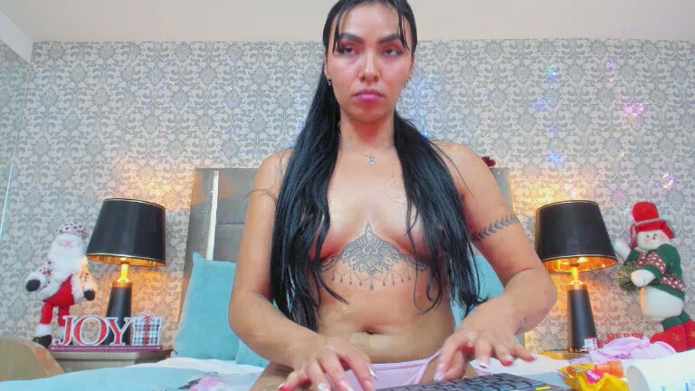 KoralBlum's Streamate show and profile