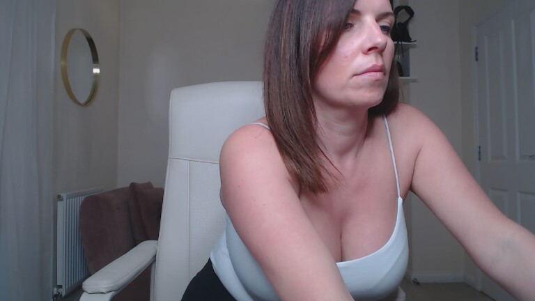 GoddessAlexi's Streamate show and profile
