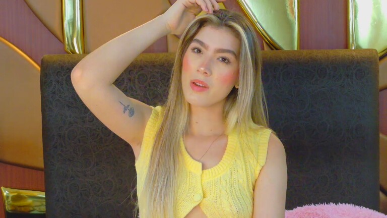 LauraFord's Streamate show and profile